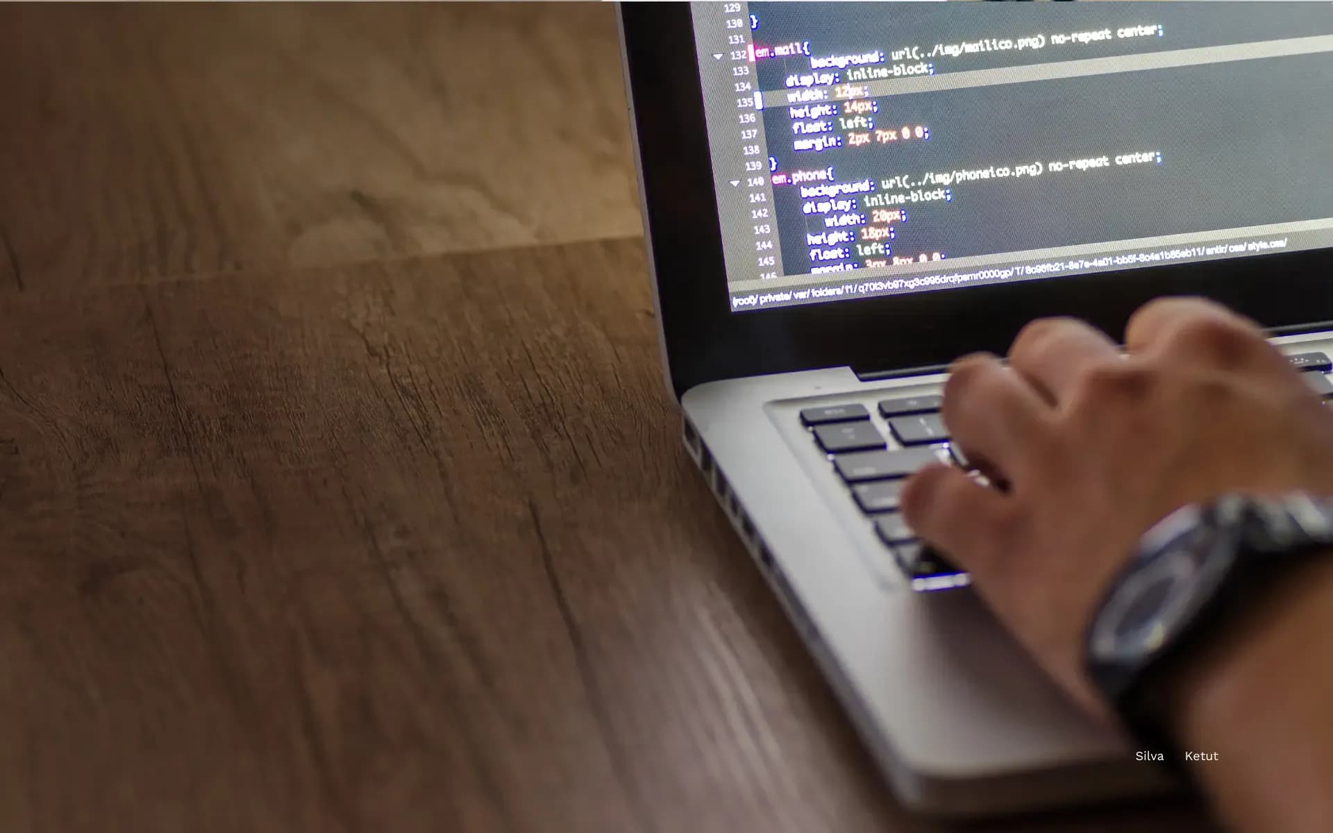 WordPress czy Headless CMS? Przewodnik przedsiębiorcy po wyborze technologii